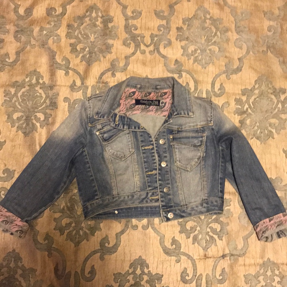 Jean jacket size small